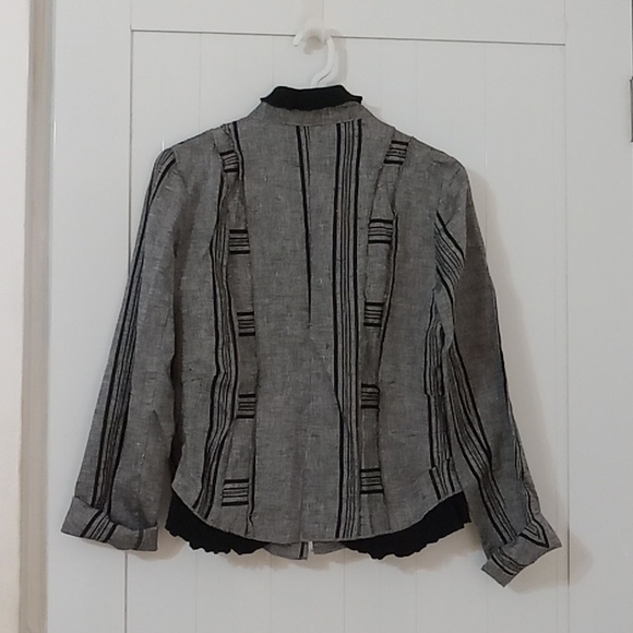 INIZIO From Italy Women's Gray & Black Linen & Cotton Jacket - Picture 2 of 8